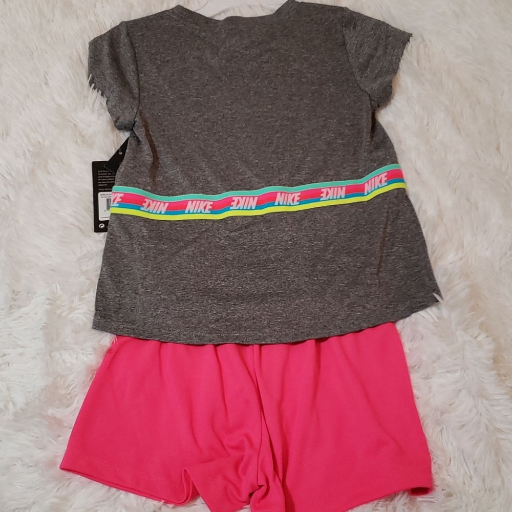 Nike Girls 2pc Set - Picture 3 of 8